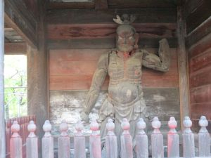 30(3)IMG_2293 観音院４仁王